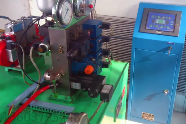 闸盘侧弯监测装置